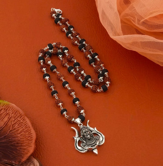 शिव त्रिशूल माला – दिव्य सुरक्षा और आध्यात्मिक ऊर्जा का प्रतीक